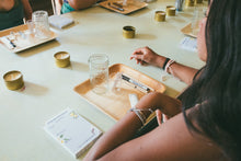 Load image into Gallery viewer, Candle Pouring Class Paia